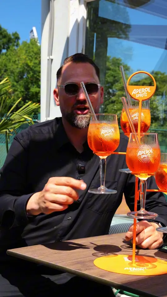 Reel: Aperol und Sarti Baum